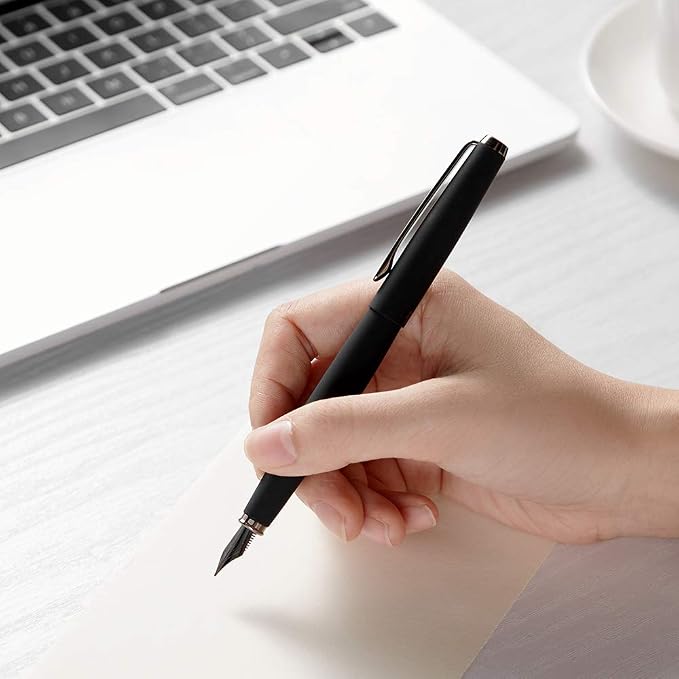 Hongdian 517D Matte Black Fountain Pen Medium Nib, Warrior Series Classic Design with Converter and Metal Box