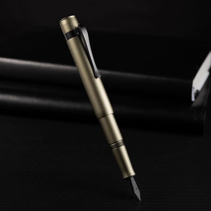 HONG DIAN M2 Black Forest Mini Fountain Pen, Medium Nib & Sleek Shape Aluminium Short Pocket Travel Pen (Army Green)