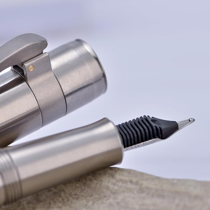 HONG DIAN M2 Titanium Mini Fountain Pen, Long Blade Nib & Sleek Shape Metal Short Pocket Travel Pen (Titanium Gray)