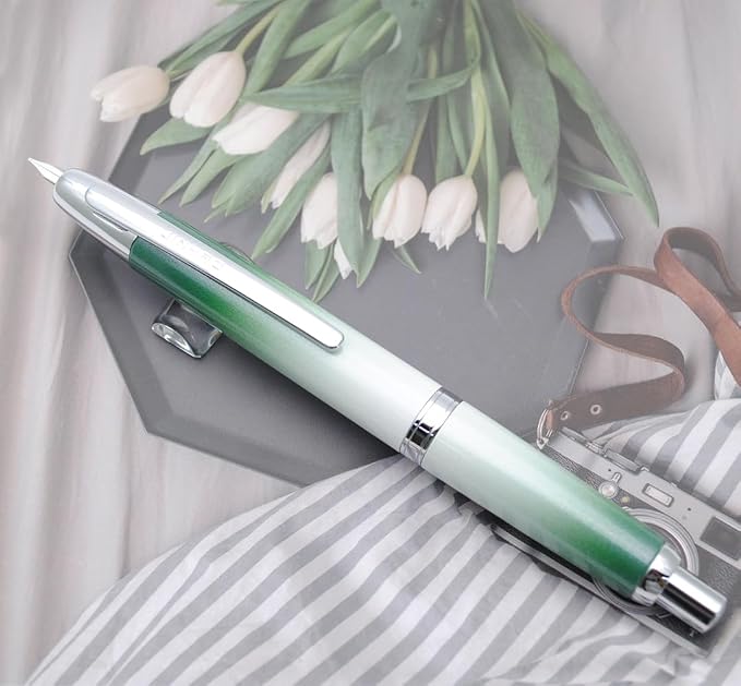 JINHAO 10 Press Fountain Pen, Retractable Metal Pen with Ink Converter (EF Nib 0.38mm, Gradient Grass Green)
