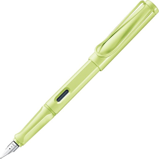 LAMY safari springgreen - Fountain Pen with ergonomic grip & polished steel nib in size B - ideal for any Writing & Calligraphy - including LAMY T 10 blue cartridge - Right-Handed