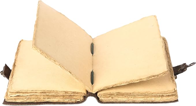Vintage Leather Journal Handmade Buffalo Deckle Edge Paper – Leather Bound Journal for Women Men Vintage C-Lock Closure Ideal for Writing & Travel for Artists