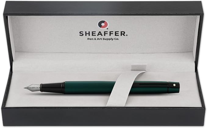 Sheaffer 300 Matte Green Lacquer Fountain Pen