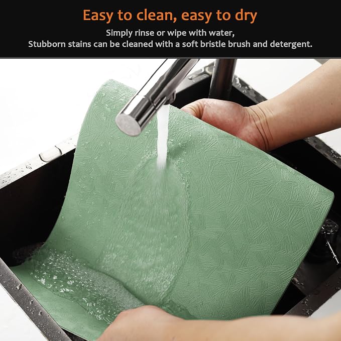 Green Plastic Placemats Set of 4, Faux Leather Waterproof Table Mats | Green Vinyl placemats,Wipeable and heat resistant table mats.Easy to clean,great for indoor and outdoor