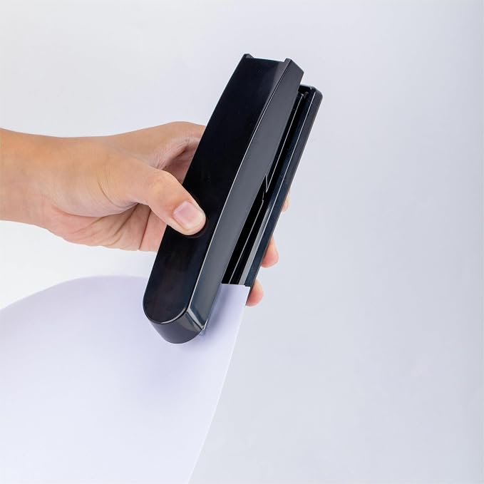 Business Source Desktop Stapler, Full-Strip, 20 Sheet Capacity, Black