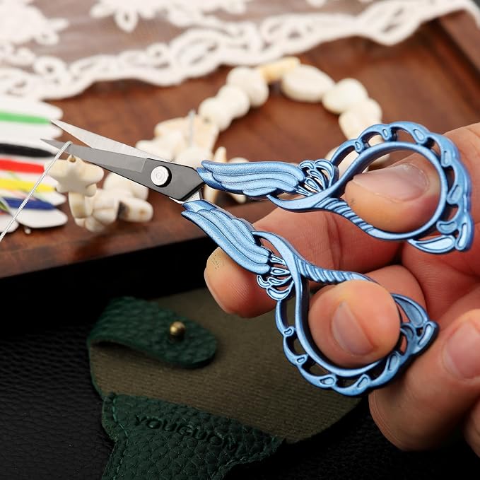 YOUGUOM Sharp Crochet Scissors, Small Sewing Embroidery Shears | All Purpose for Crafts, Artwork, Needlepoint, Cross Stitch, Paper Cutting, Detail Thread Snips, DIY Tools, with Cover, Blue