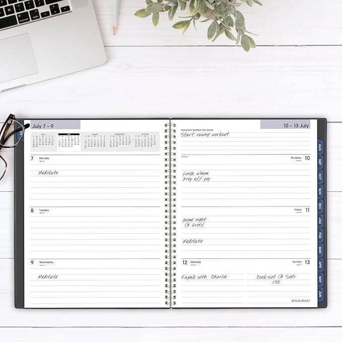 AT-A-GLANCE Planner 2025, 2026 Academic, Weekly and Monthly, 216 x 279 Mm, Large, Tabs, Flexible Cover, DayMinder, Wire Bound, Charcoal, AYC54545
