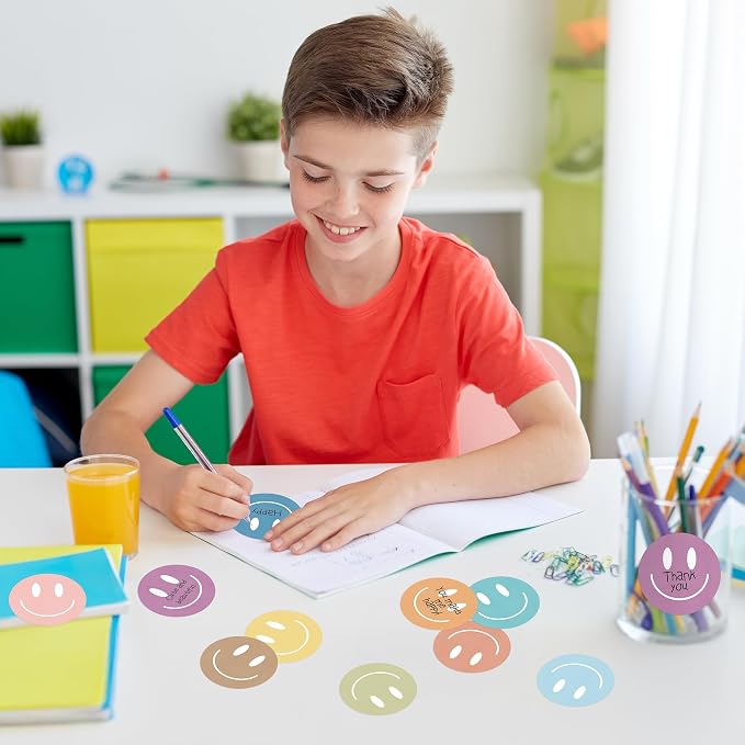 AgincBerry Boho Smile Face Sticky Notes - 30PCS Back to School Colorful Preppy Self-Stick Notes Mini Happy Smile Face Memo Pad Creative Shaped Notepad Writing Sticky Note Office Home Gift Tab Supplies