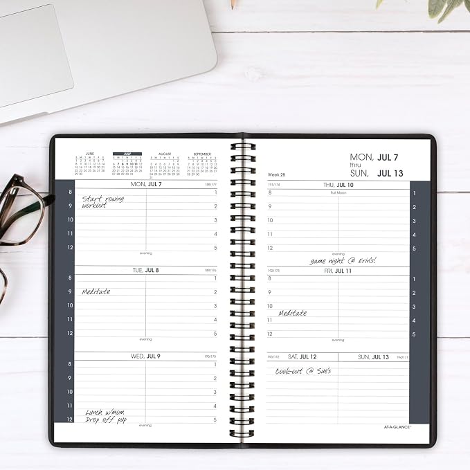 AT-A-GLANCE Planner 2025-2026 Academic, Weekly, 5" x 8", Small, Flexible Cover, Black (7010105)