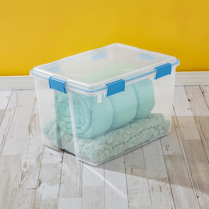 Sterilite 19384304 80 Quart/76 L Gasket Box, Clear Lid & Base with Blue Aquarium Latches & Gasket (4 Pack)