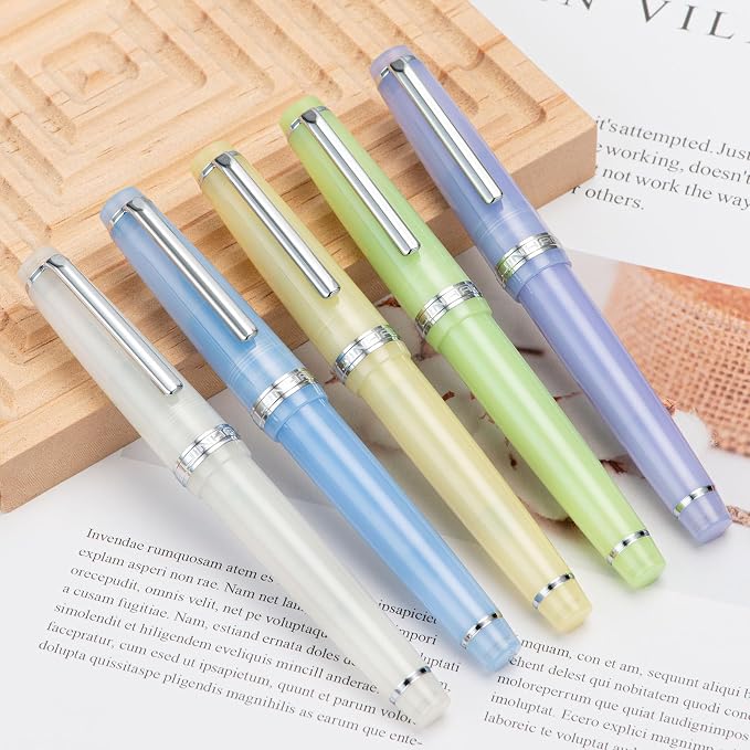 Jinhao 82 Acrylic Fountain Pen, Iridium Bent Nib with Ink Converter, Transparent Purple Classic Design Calligraphy Pen (Silver Trim)