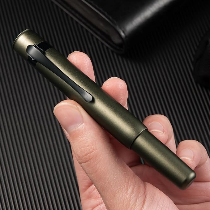 HONG DIAN M2 Black Forest Mini Fountain Pen, Long Blade Nib & Sleek Shape Aluminium Short Pocket Travel Pen (Army Green)