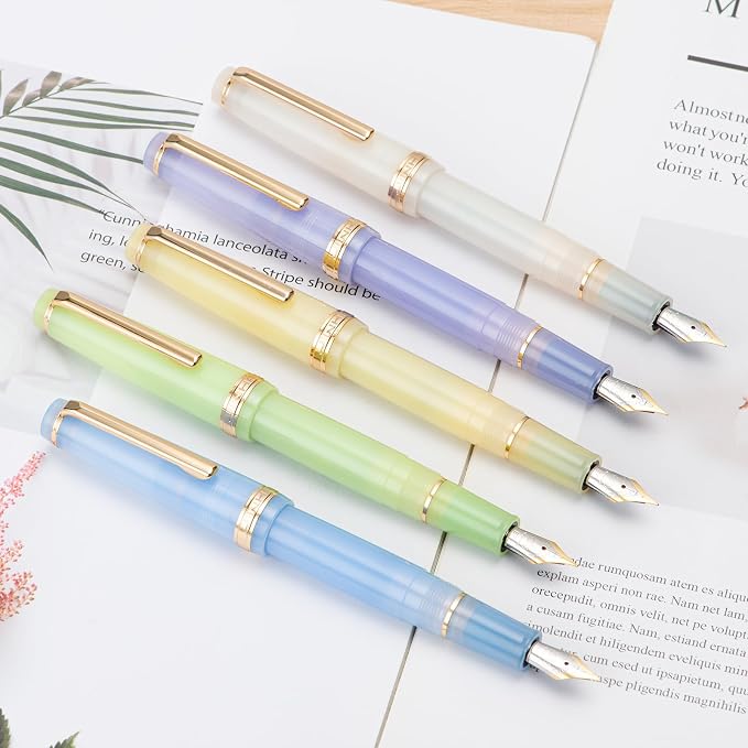 Jinhao 82 Acrylic Fountain Pen, Iridium Fine Nib with Ink Converter, Transparent Purple Classic Design Smooth Writing Pen (Gold Trim)