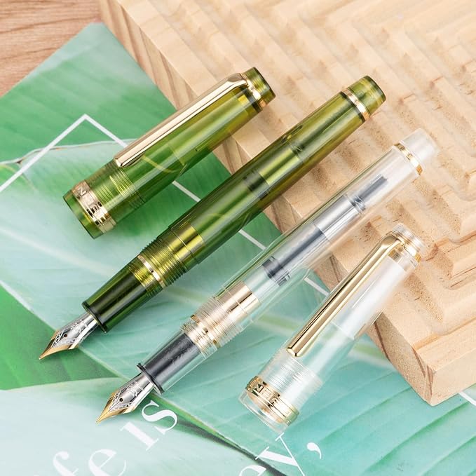 Jinhao 82 Acrylic Fountain Pen, Iridium Extra Fine Nib with Ink Converter, Transparent Unique Design Smooth Writing Pen (Gold Trim)