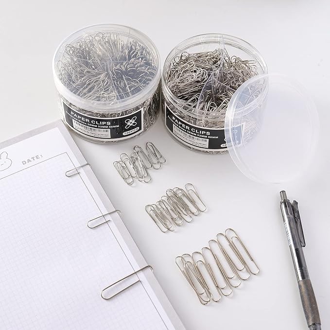 Wakawaga 700pcs Paper Clips Assorted Sizes Large (700PCS) | Assorted 3 Sizes Sturdy Metal Divided Box Great Value Office School Docs Snacks Daily Use
