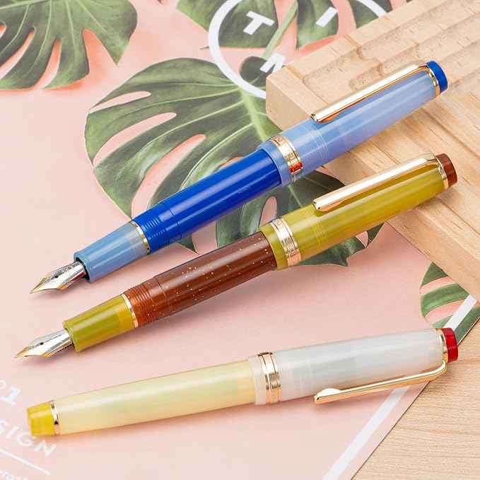 Jinhao 82 Acrylic Fountain Pen, Iridium Medium Nib with Ink Converter, Vintage Cream White Contrast Color Classic Design Smooth Writing Pen (Gold Trim)