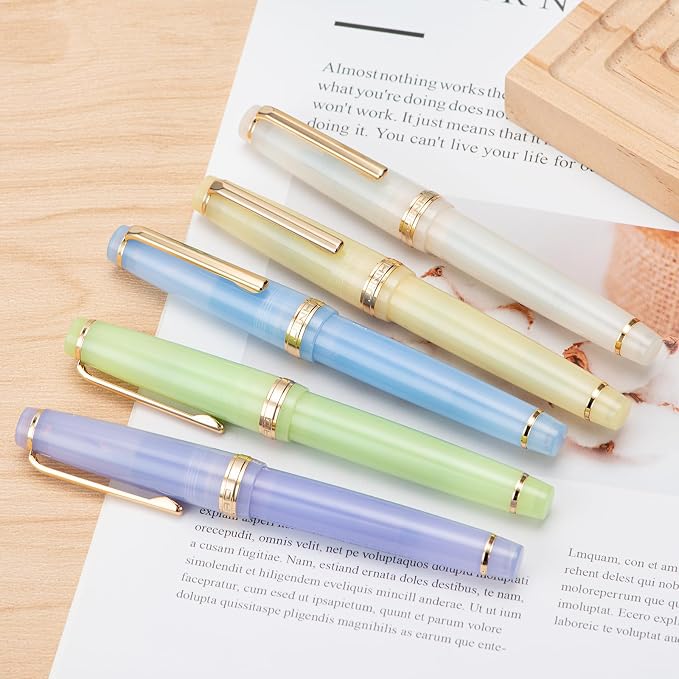 Jinhao 82 Acrylic Fountain Pen, Iridium Fine Nib with Ink Converter, Transparent Purple Classic Design Smooth Writing Pen (Gold Trim)