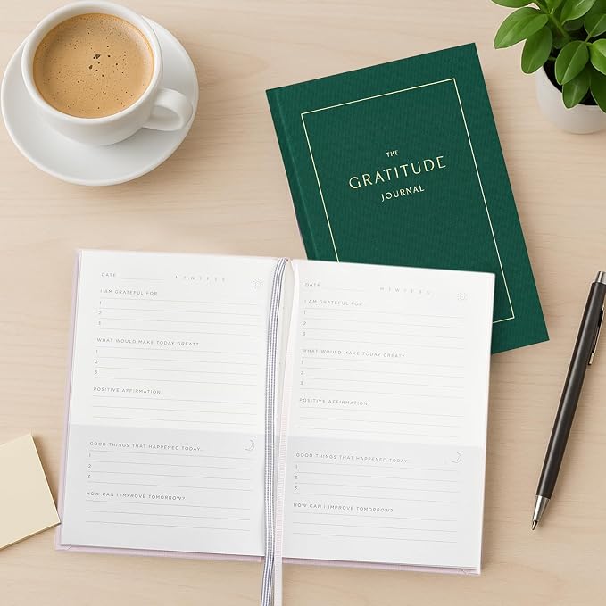 And Per Se Gratitude Journal – 5 Minute Daily Practice for Women with Prompts & Quotes – Undated Mindfulness & Happiness Notebook (Forest Green)
