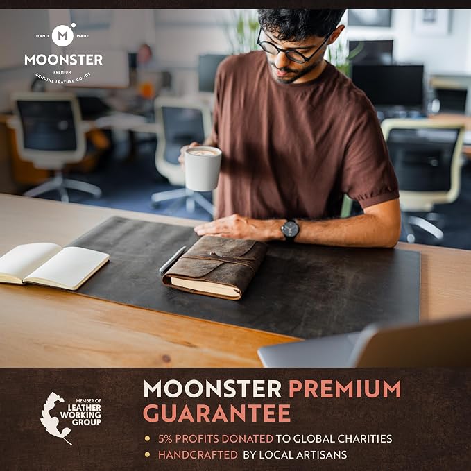 Leather Journal Lined Notebook Paper - MOONSTER® Leather Bound Journals for Writing for Women & Men, 18x13cm Ruled Small Notebooks, Kraft Paper with 400 pages, Lined Paper College Ruled & Travel Size