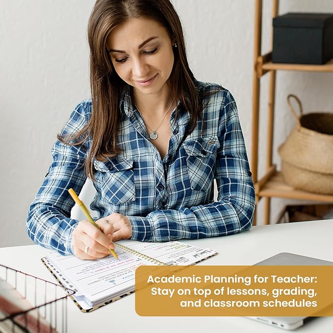 Planner 2026–2027, Weekly & Monthly Academic Organizer for School Year, Jul 2026–Jun 2027, Hardcover Planner with Tabs, Back to School Essential, 6.3" x 8.5", Leopard