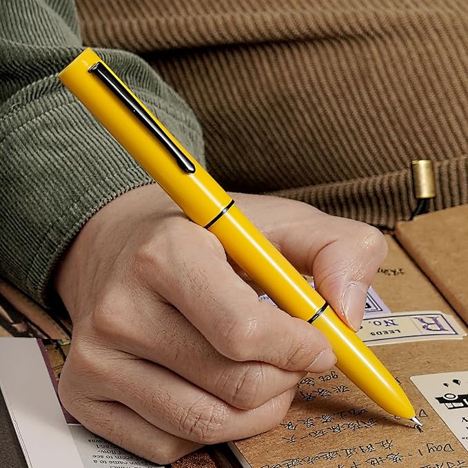HONG DIAN C1 Fountain Pen Extra Fine Nib, Snow White & Classic Retro Design Metal Pen with Ink Converter