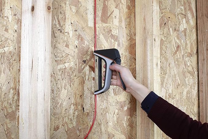 Arrow T25X Heavy Duty Staple Gun for Low Voltage Cables and Wires, Christmas and Holiday Lights, and Lighted Decorations