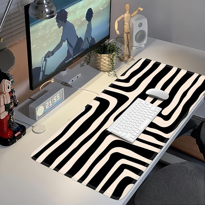 iCasso Gaming Mouse Pad (35.4x15.7 in), Large Stable Rubber Base Mousepad with Stitched Edges, Keyboard Mouse Mat for Work, Game, Office, Home - Curve
