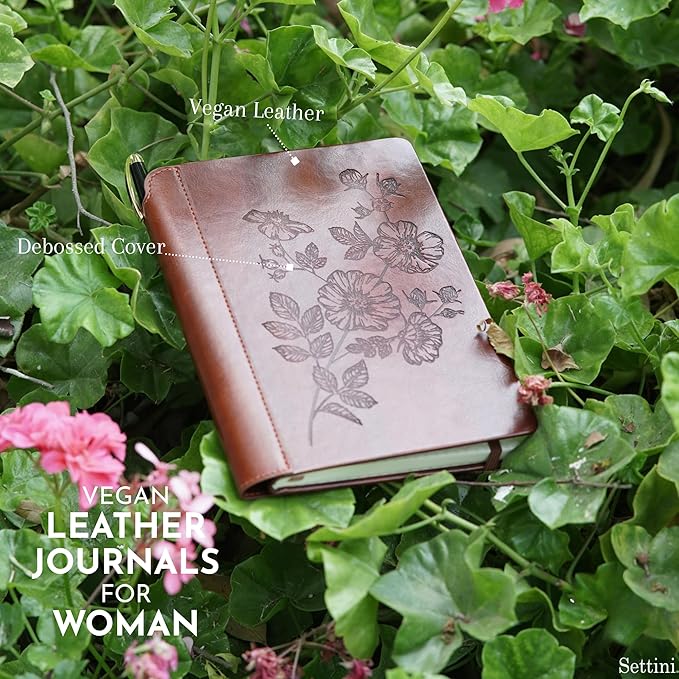 SETTINI® Vegan Leather Journal Gift Set with Pen 192 Pages, Flower | hardcover, luxury pen + unique pen holder, gift box, leather journal for women, A5, 192 pages