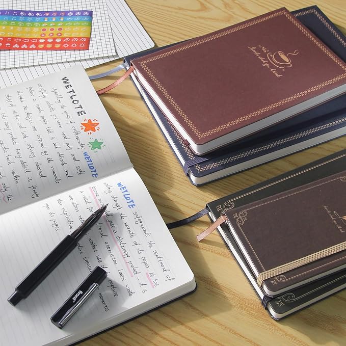 WETLOTE European Vintage Pattern Notebook - Made of sustainable and excellent quality paper,gold fabric and simple patterns, suitable for office, school and many other occasions(Blank/Brown/B5)
