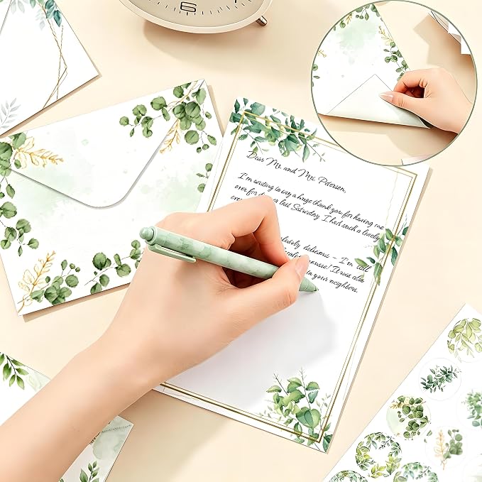 FUNCLASS 160 Pcs Leaf Stationery Set Letter and Envelopes | 50 Unlined Stationery Paper and 50 Matching Envelopes , 5.5 x 8.25 Inches Letter Writing Stationery for Home, Office, School