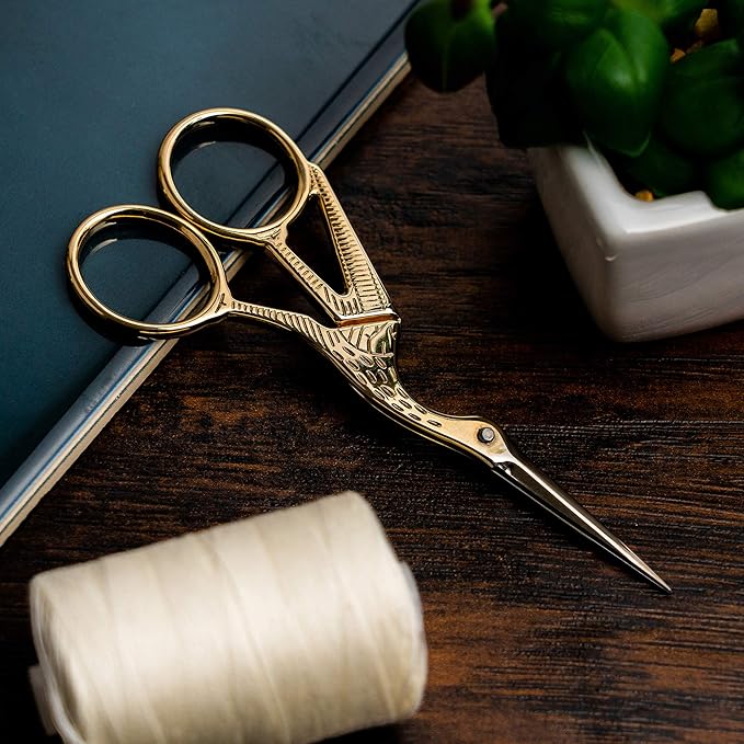 SINGER 4 Inch Forged Embroidery Scissors with Curved Tip for Sewing, Cross-Stiching, Crafts, & More (Gold Stork Design, 1-Pack)