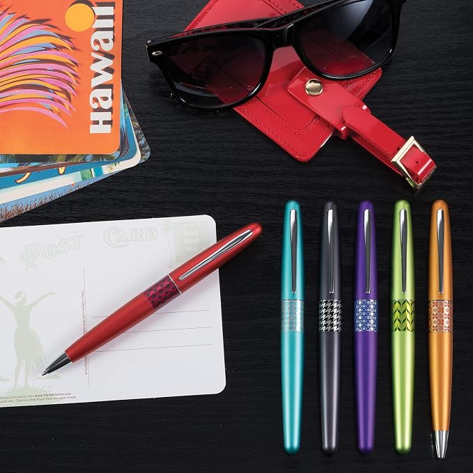 PILOT MR Retro Pop Collection Fountain Pen in Gift Box, Red Barrel with Wave Accent, Medium Point Stainless Steel Nib, Refillable Black Ink (91442)